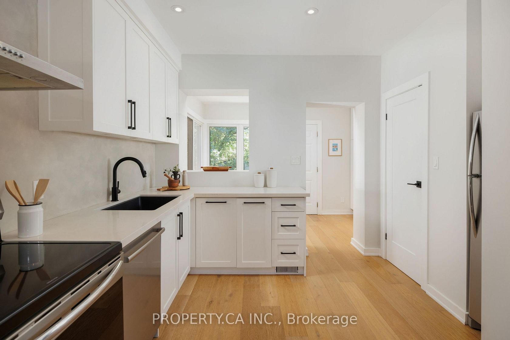 Photo 11 at 79 Macdonell Avenue, Roncesvalles, Toronto Photo 11 at 79 Macdonell Avenue, Roncesvalles, Toronto