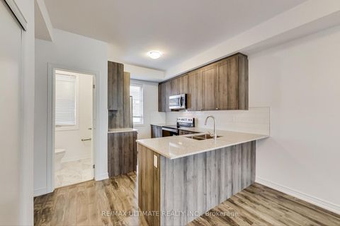 Photo 2 at 214 - 370 Hopewell Avenue, Belgravia, Toronto