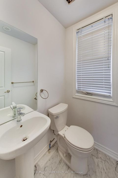 Photo 6 at 214 - 370 Hopewell Avenue, Belgravia, Toronto