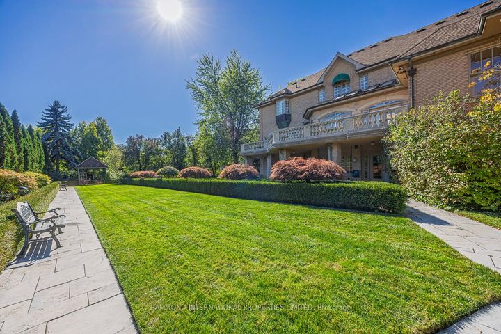 Photo 8 at 48 Old Park Lane, Bayview Hill, Richmond Hill