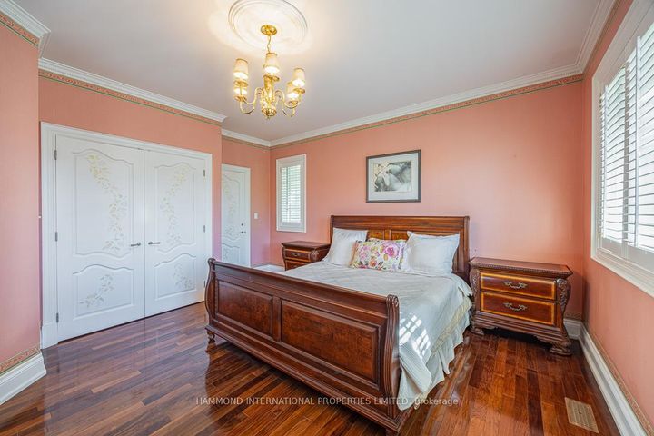 Photo 34 at 48 Old Park Lane, Bayview Hill, Richmond Hill