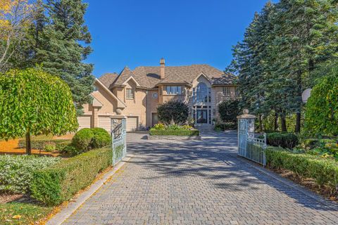 Photo 3 at 48 Old Park Lane, Bayview Hill, Richmond Hill