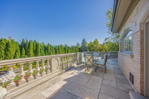 Photo 9 at 48 Old Park Lane, Bayview Hill, Richmond Hill