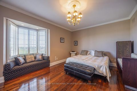 Photo 33 at 48 Old Park Lane, Bayview Hill, Richmond Hill