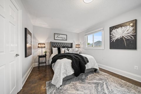 Photo 20 at 23 Stone Palace Way, Sonoma Heights, Vaughan