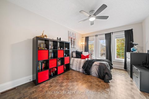 Photo 28 at 23 Stone Palace Way, Sonoma Heights, Vaughan