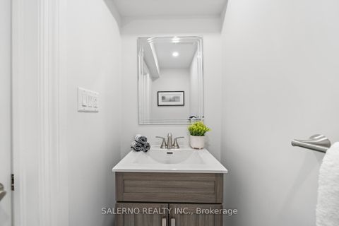 Photo 34 at 23 Stone Palace Way, Sonoma Heights, Vaughan