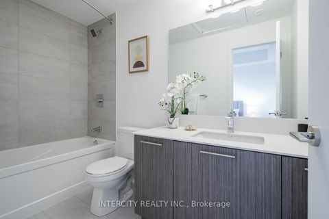 Photo 24 at 38 - 851 Sheppard Avenue W, Clanton Park, Toronto