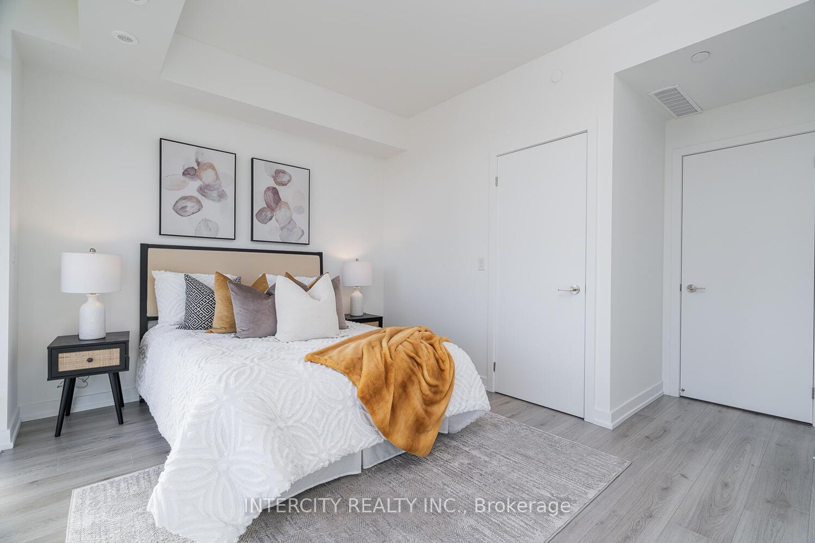 Photo 12 at 38 - 851 Sheppard Avenue W, Clanton Park, Toronto Photo 12 at 38 - 851 Sheppard Avenue W, Clanton Park, Toronto