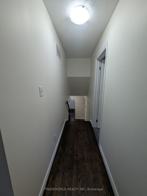 Photo 8 at 7 Fluellen Drive, L'Amoreaux, Toronto