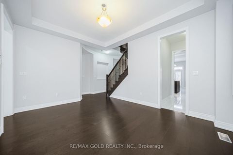 Photo 12 at 145 Kincardine Street, Kleinburg, Vaughan