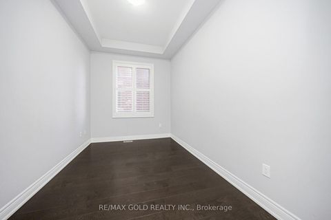 Photo 13 at 145 Kincardine Street, Kleinburg, Vaughan