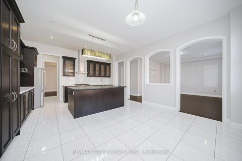 Photo 20 at 145 Kincardine Street, Kleinburg, Vaughan