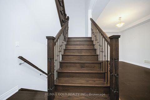 Photo 25 at 145 Kincardine Street, Kleinburg, Vaughan