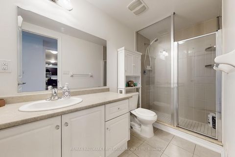 Photo 21 at 7 - 125 Kayla Crescent, Maple, Vaughan