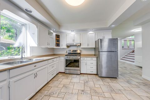 Photo 15 at 435 Maple Avenue, OO Old Oakville, Oakville