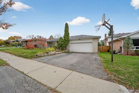 Photo 2 at 233 Rose Street, Wellington, Barrie