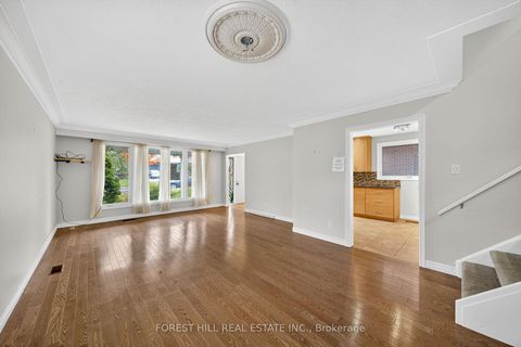 Photo 6 at 233 Rose Street, Wellington, Barrie