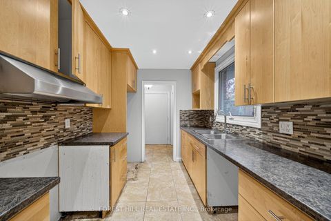 Photo 7 at 233 Rose Street, Wellington, Barrie