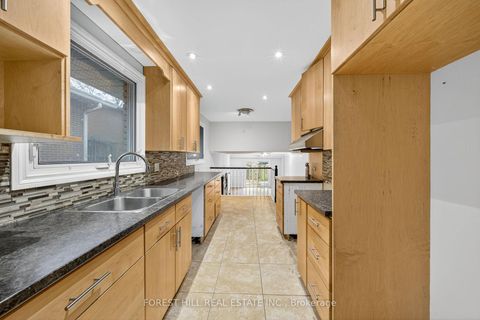 Photo 8 at 233 Rose Street, Wellington, Barrie