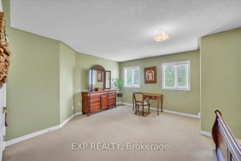 Photo 14 at 1 Vitlor Drive, Oak Ridges, Richmond Hill Photo 14 at 1 Vitlor Drive, Oak Ridges, Richmond Hill