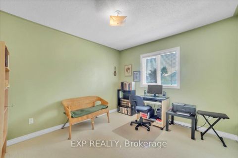 Photo 17 at 1 Vitlor Drive, Oak Ridges, Richmond Hill