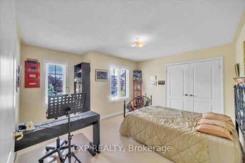 Photo 19 at 1 Vitlor Drive, Oak Ridges, Richmond Hill