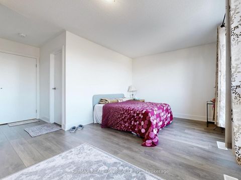 Photo 31 at 108 - 180 Fairview Mal Drive, Don Valley Village, Toronto