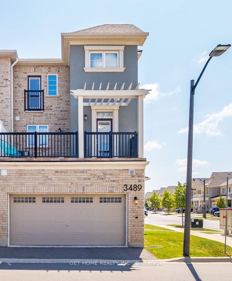 Photo 4 at 3489 VERNON POWELL Drive, GO Glenorchy, Oakville