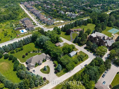 Photo 21 at 10 Kingscross Drive, King City, King