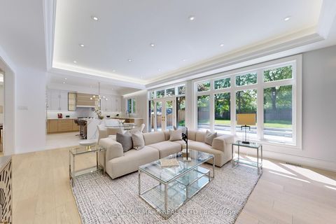 Photo 7 at 83 Richardson Drive, Aurora Highlands, Aurora