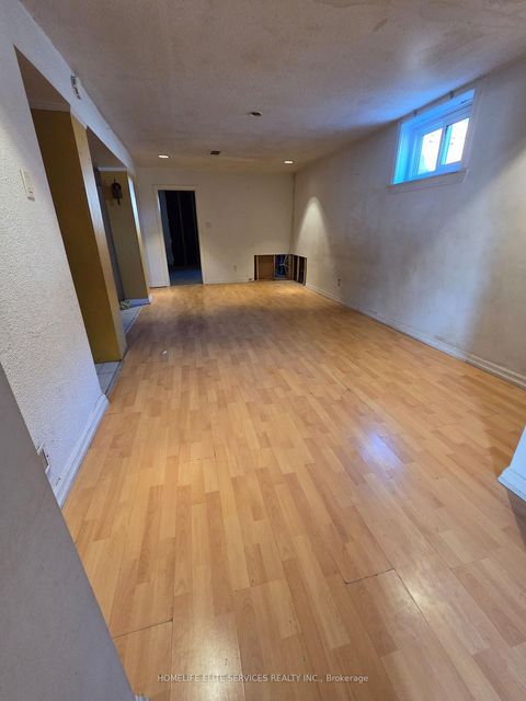 Photo 12 at 127 Budea Crescent, Maryvale, Toronto