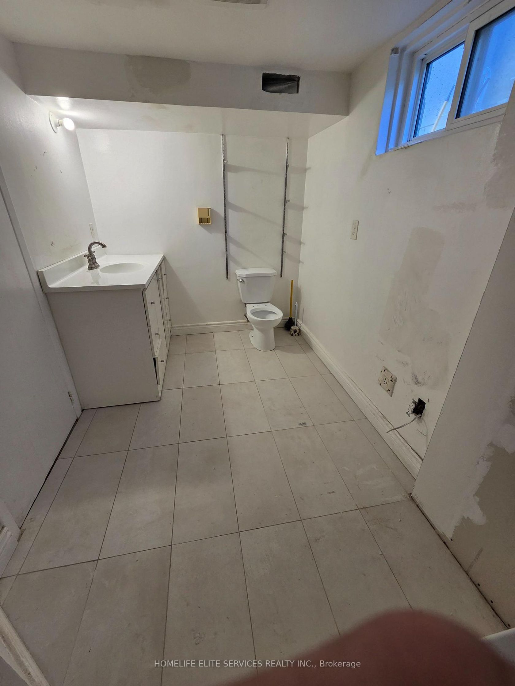 Photo 10 at 127 Budea Crescent, Maryvale, Toronto Photo 10 at 127 Budea Crescent, Maryvale, Toronto