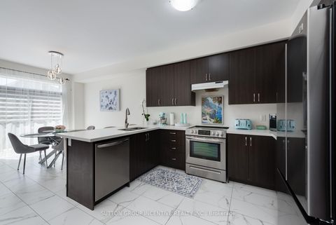 Photo 4 at 2271 Grainger Loop, Rural Innisfil, Innisfil