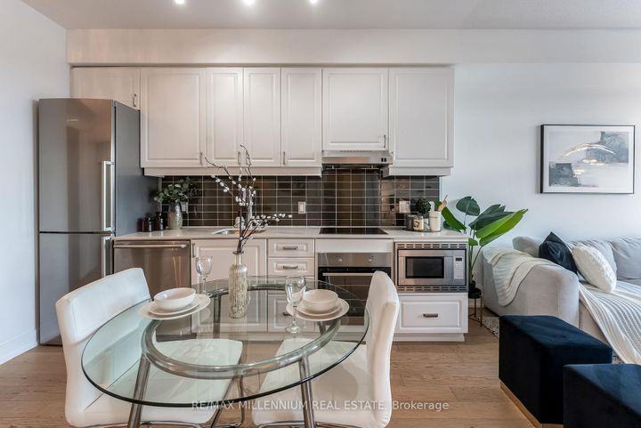 Photo 12 at 322 - 7 Kenaston Gardens, Bayview Village, Toronto