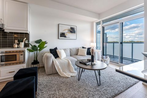 Photo 6 at 322 - 7 Kenaston Gardens, Bayview Village, Toronto