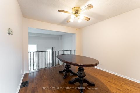 Photo 11 at 51 - 15 Guildwood Parkway, Guildwood, Toronto