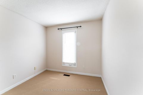 Photo 19 at 51 - 15 Guildwood Parkway, Guildwood, Toronto