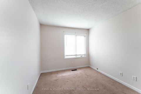 Photo 21 at 51 - 15 Guildwood Parkway, Guildwood, Toronto