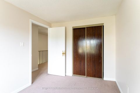 Photo 23 at 51 - 15 Guildwood Parkway, Guildwood, Toronto