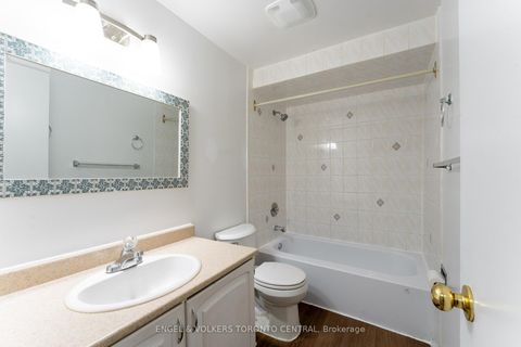 Photo 25 at 51 - 15 Guildwood Parkway, Guildwood, Toronto