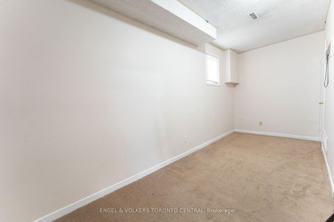 Photo 26 at 51 - 15 Guildwood Parkway, Guildwood, Toronto