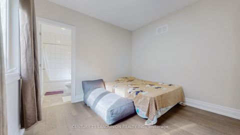 Photo 32 at 234 Touch Gold Crescent, Bayview Southeast, Aurora