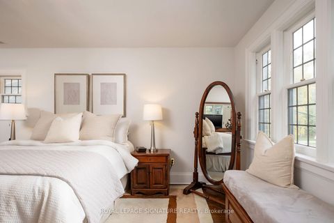 Photo 16 at 51 Strath Avenue, Kingsway South, Toronto