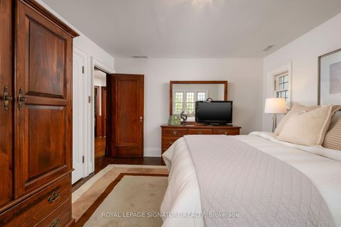 Photo 17 at 51 Strath Avenue, Kingsway South, Toronto