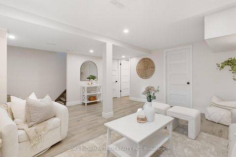 Photo 31 at 22 Athenia Court, West Hill, Toronto