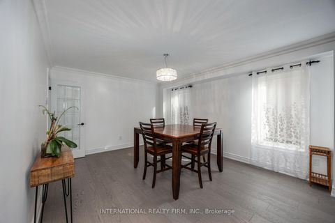 Photo 18 at 1616 Glenbourne Drive, Pinecrest, Oshawa