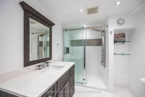 Photo 42 at 1616 Glenbourne Drive, Pinecrest, Oshawa