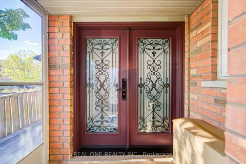 Photo 3 at 118 Shepton Way, Steeles, Toronto