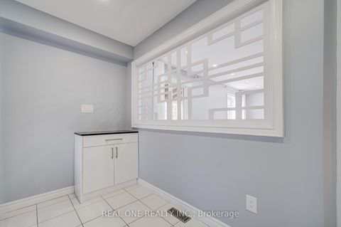 Photo 5 at 118 Shepton Way, Steeles, Toronto